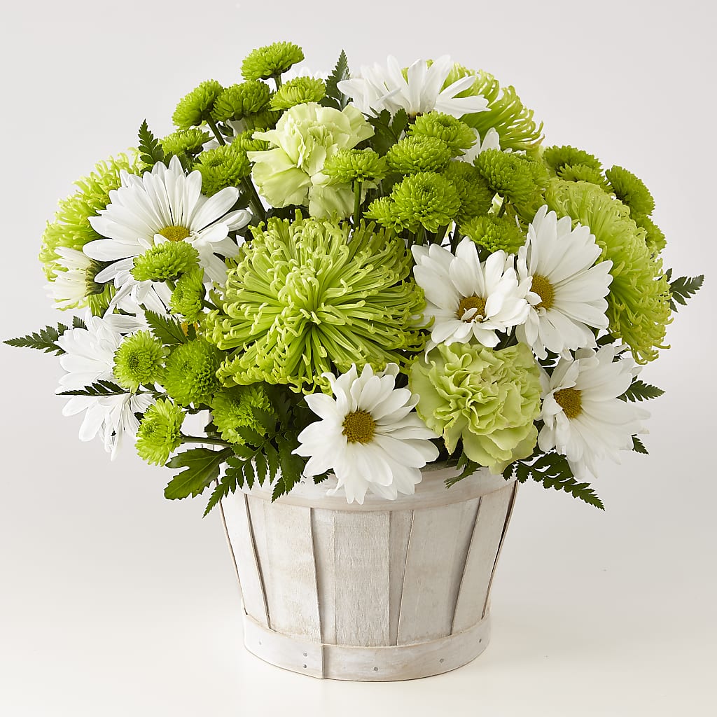 Lucky Charm Basket (Standard) – HELEN'S FLORAL SHOPPE, Phillipsburg NJ