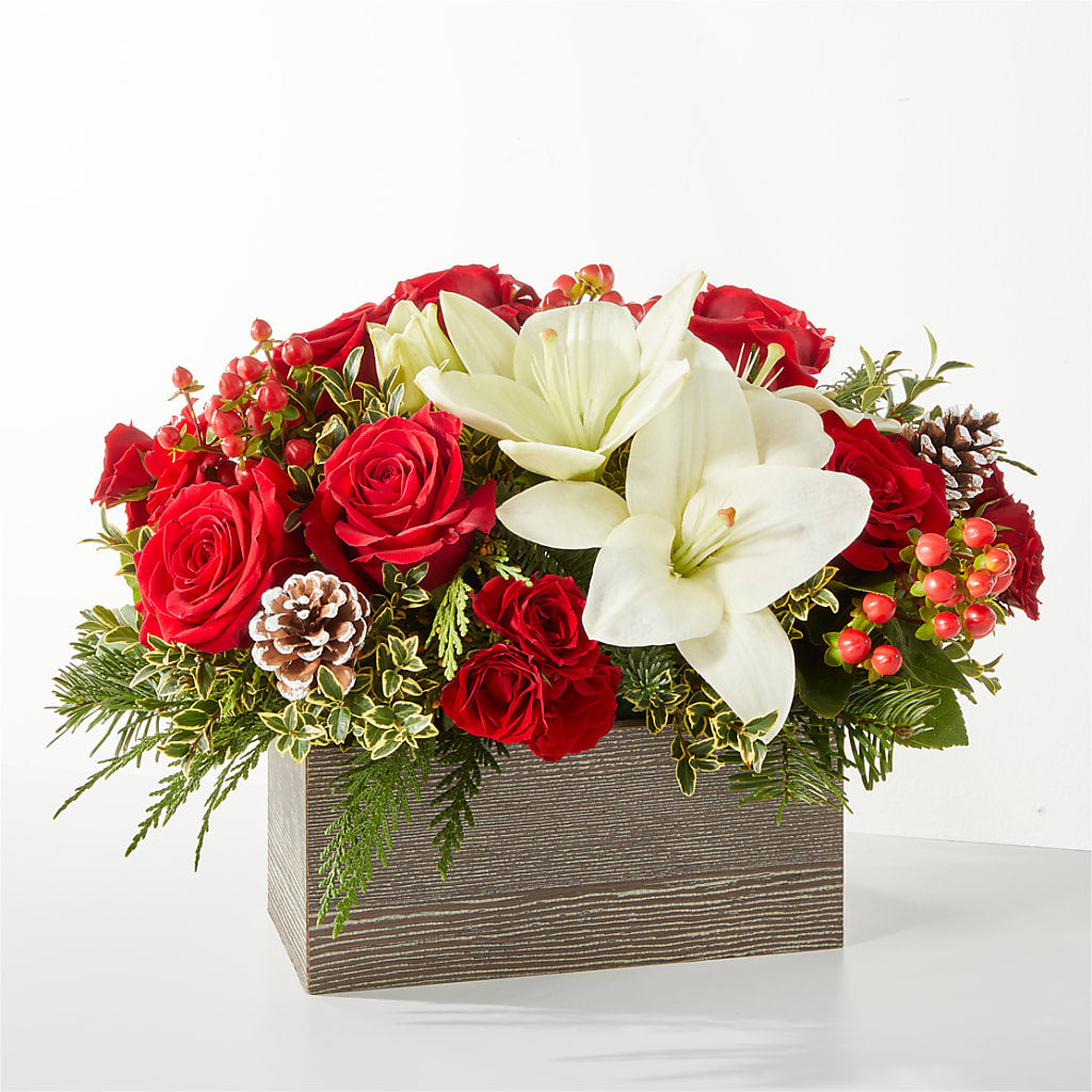 Snowy Wonderland Bouquet – HELEN'S FLORAL SHOPPE, Phillipsburg NJ