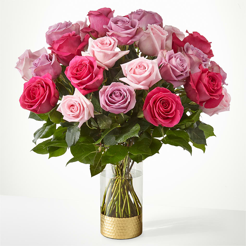 Pure Beauty Mixed Roses – HELEN'S FLORAL SHOPPE, Phillipsburg NJ