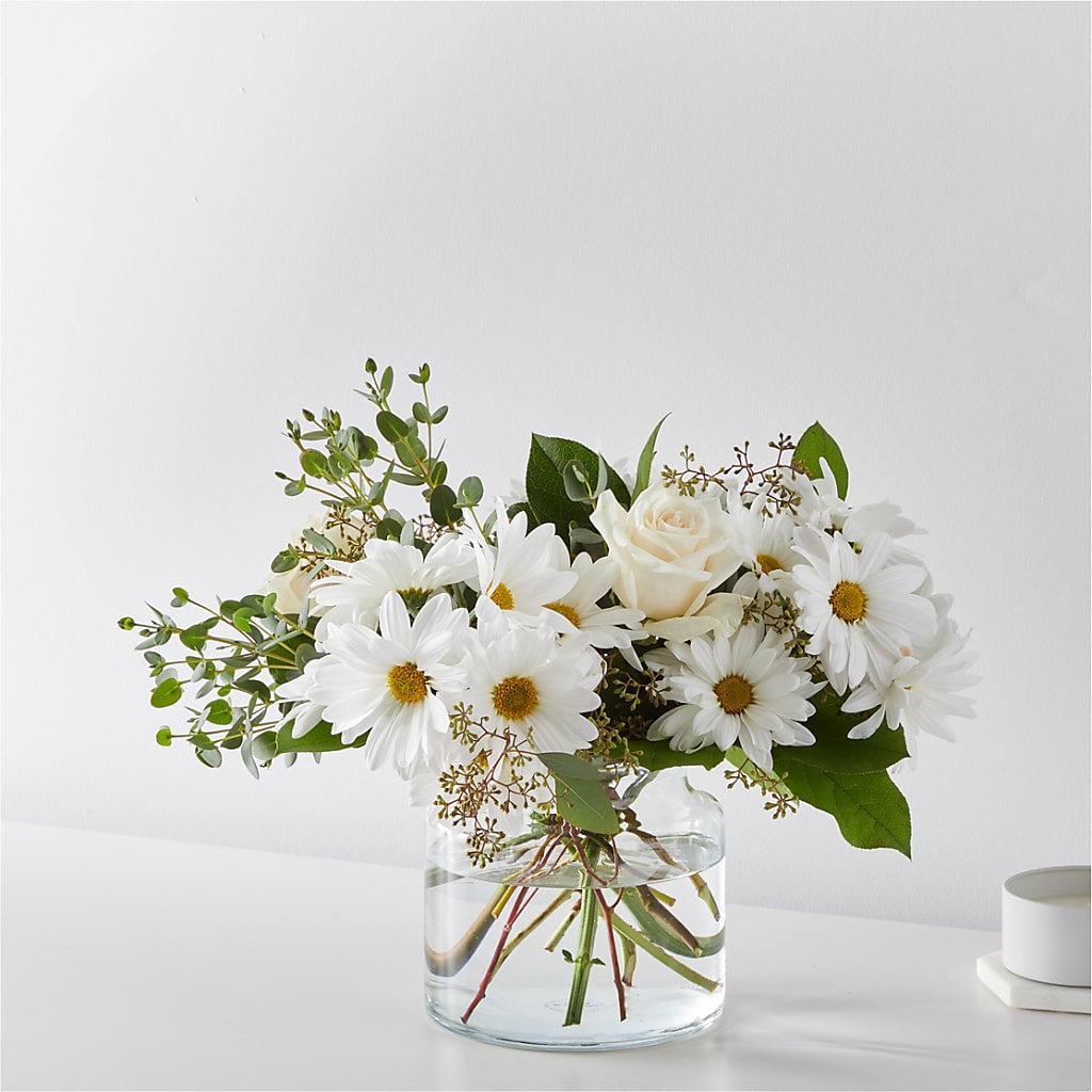 Fresh Linen Bouquet – HELEN'S FLORAL SHOPPE, Phillipsburg NJ