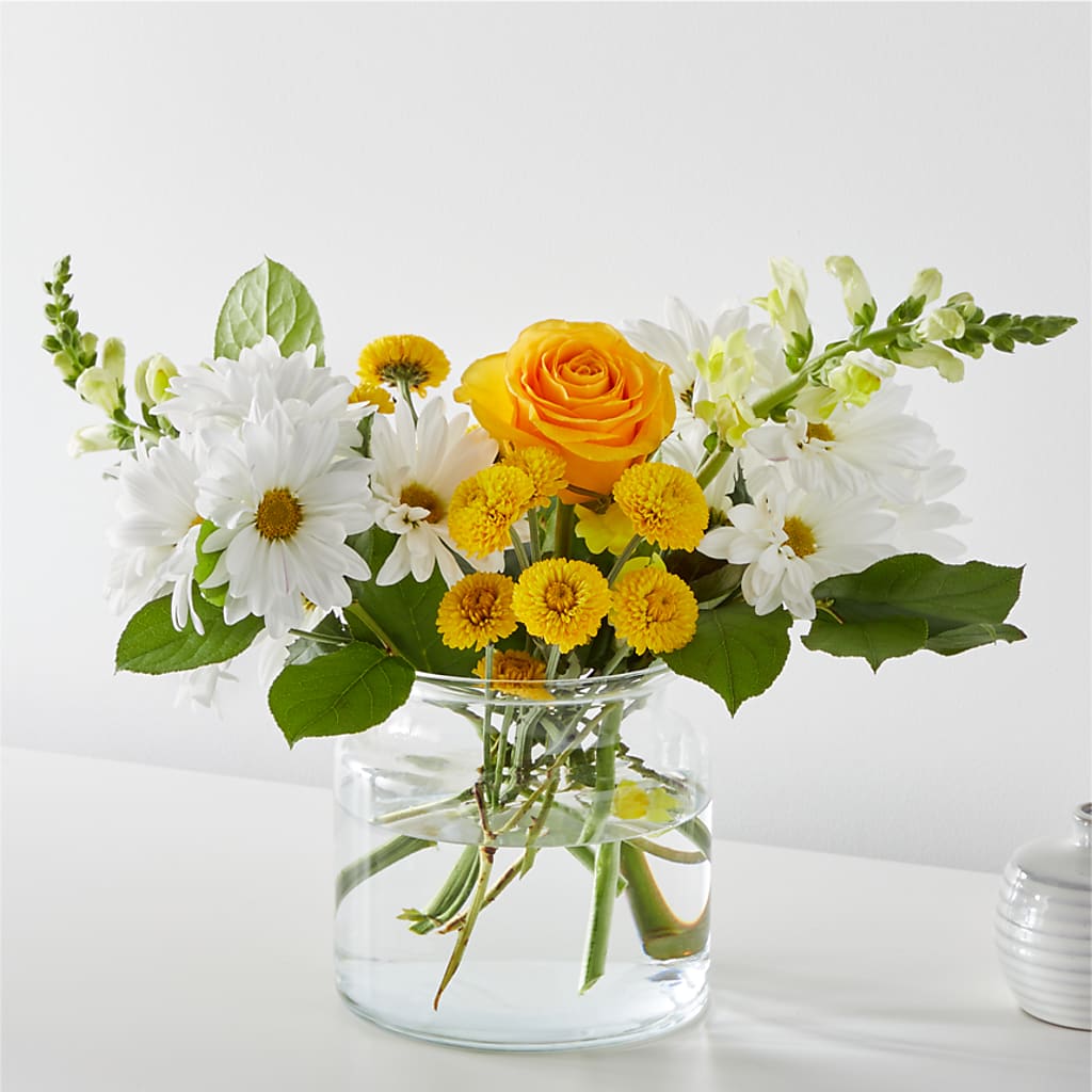 Sun Salutation Bouquet – HELEN'S FLORAL SHOPPE, Phillipsburg NJ