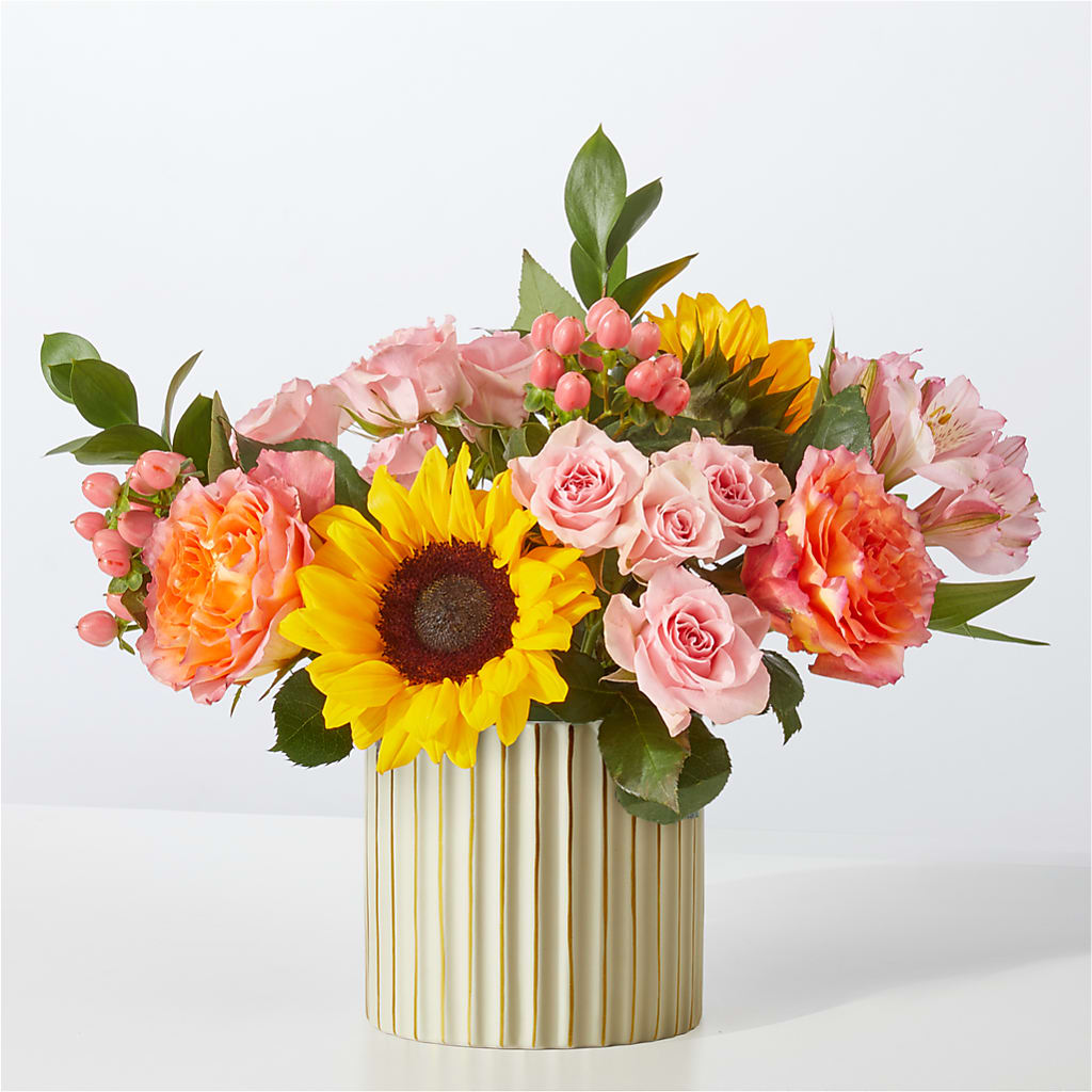 Sun's Out Bouquet – HELEN'S FLORAL SHOPPE, Phillipsburg NJ
