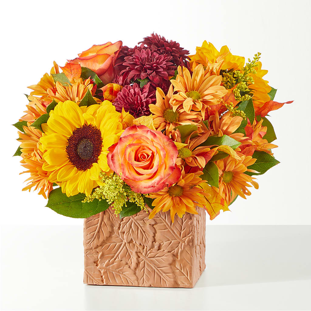 The Outdoors Bouquet – HELEN'S FLORAL SHOPPE, Phillipsburg NJ