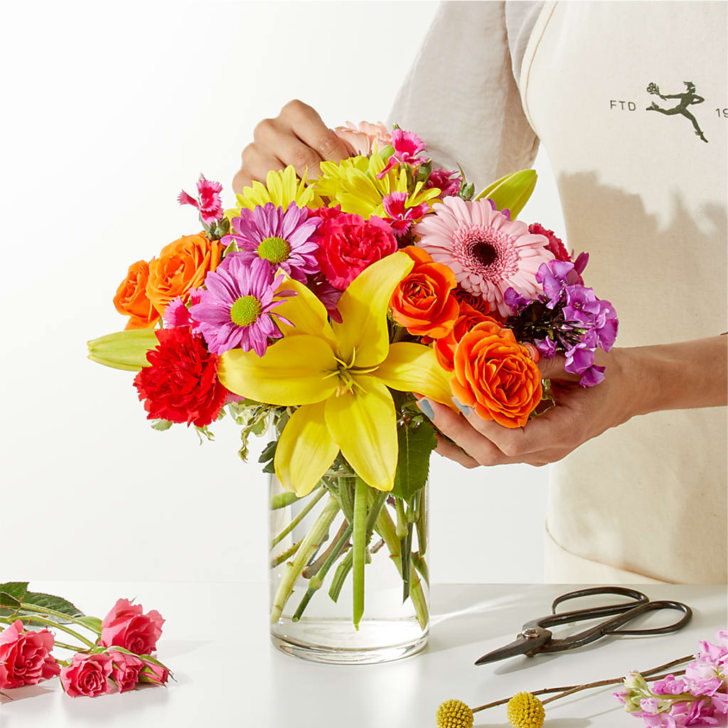 Cue the Confetti - A Florist Original – HELEN'S FLORAL SHOPPE, Phillipsburg NJ
