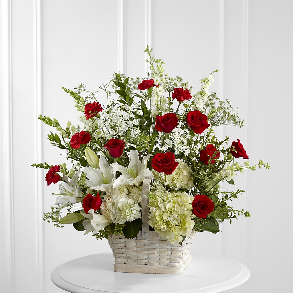 In Loving Memory Arrangement – HELEN'S FLORAL SHOPPE, Phillipsburg NJ