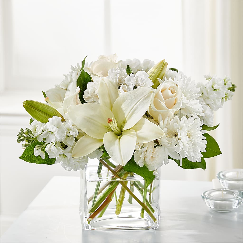 Gentle Breeze Bouquet – HELEN'S FLORAL SHOPPE, Phillipsburg NJ