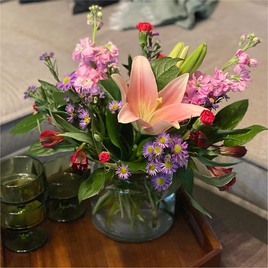 Romantique Bouquet – HELEN'S FLORAL SHOPPE, Phillipsburg NJ