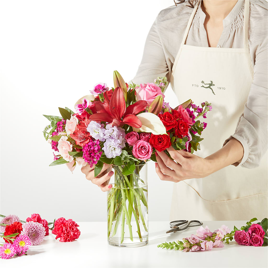 Swooning Over You - A Luxury Florist Original – HELEN'S FLORAL SHOPPE, Phillipsburg NJ