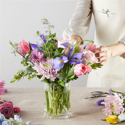Pastel Tradition - A Florist Original – HELEN'S FLORAL SHOPPE, Phillipsburg NJ