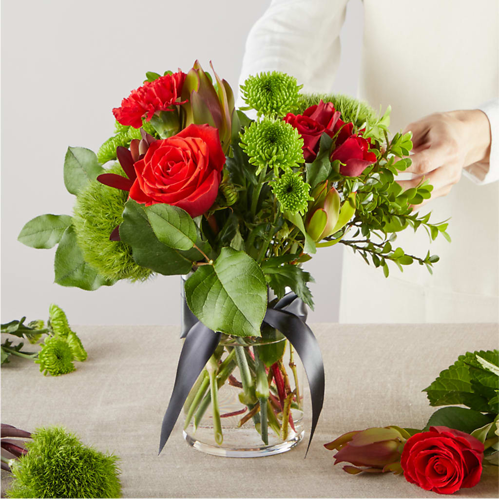 Heritage Kindle – A Florist Original – HELEN'S FLORAL SHOPPE, Phillipsburg NJ