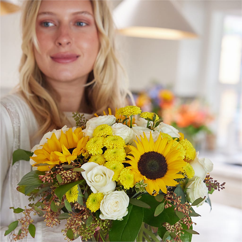 Luminous Morning Bouquet – HELEN'S FLORAL SHOPPE, Phillipsburg NJ