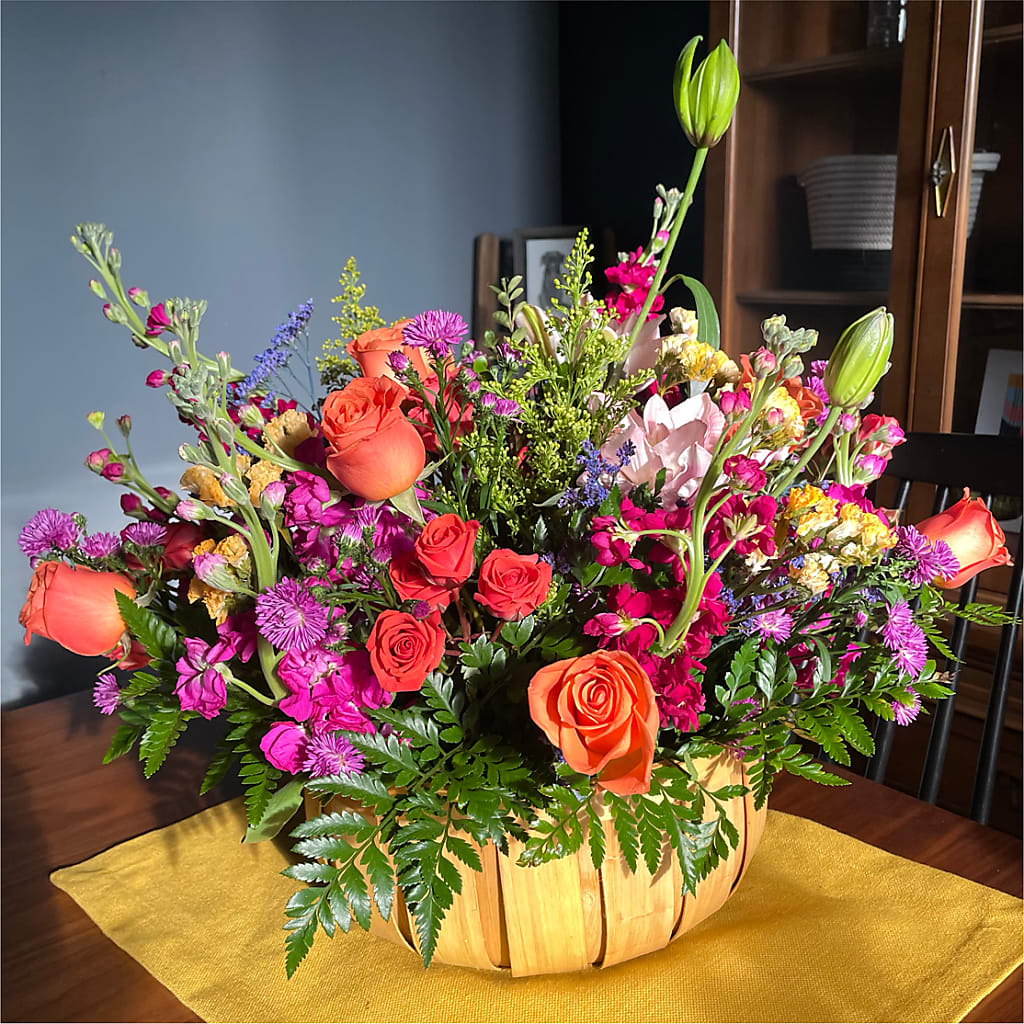 Garden of Life Basket – HELEN'S FLORAL SHOPPE, Phillipsburg NJ