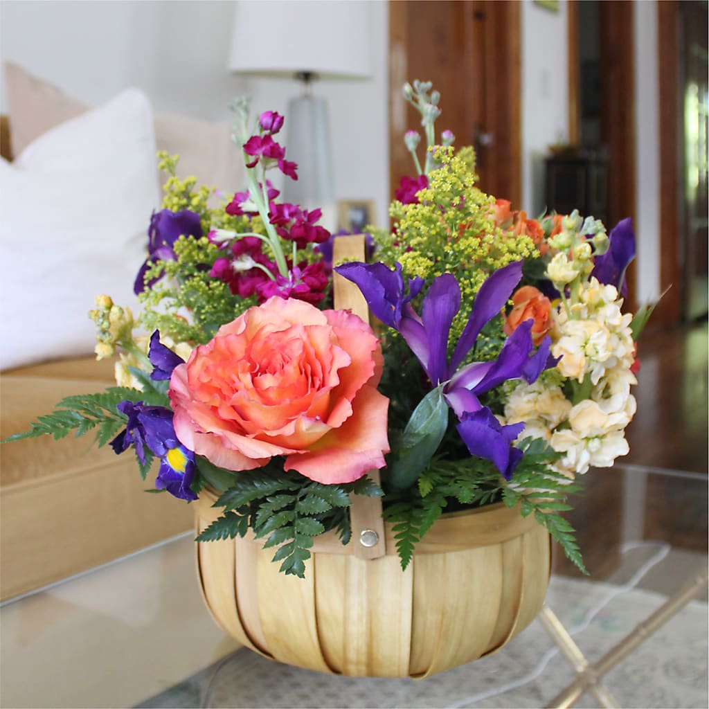Garden of Life Basket – HELEN'S FLORAL SHOPPE, Phillipsburg NJ