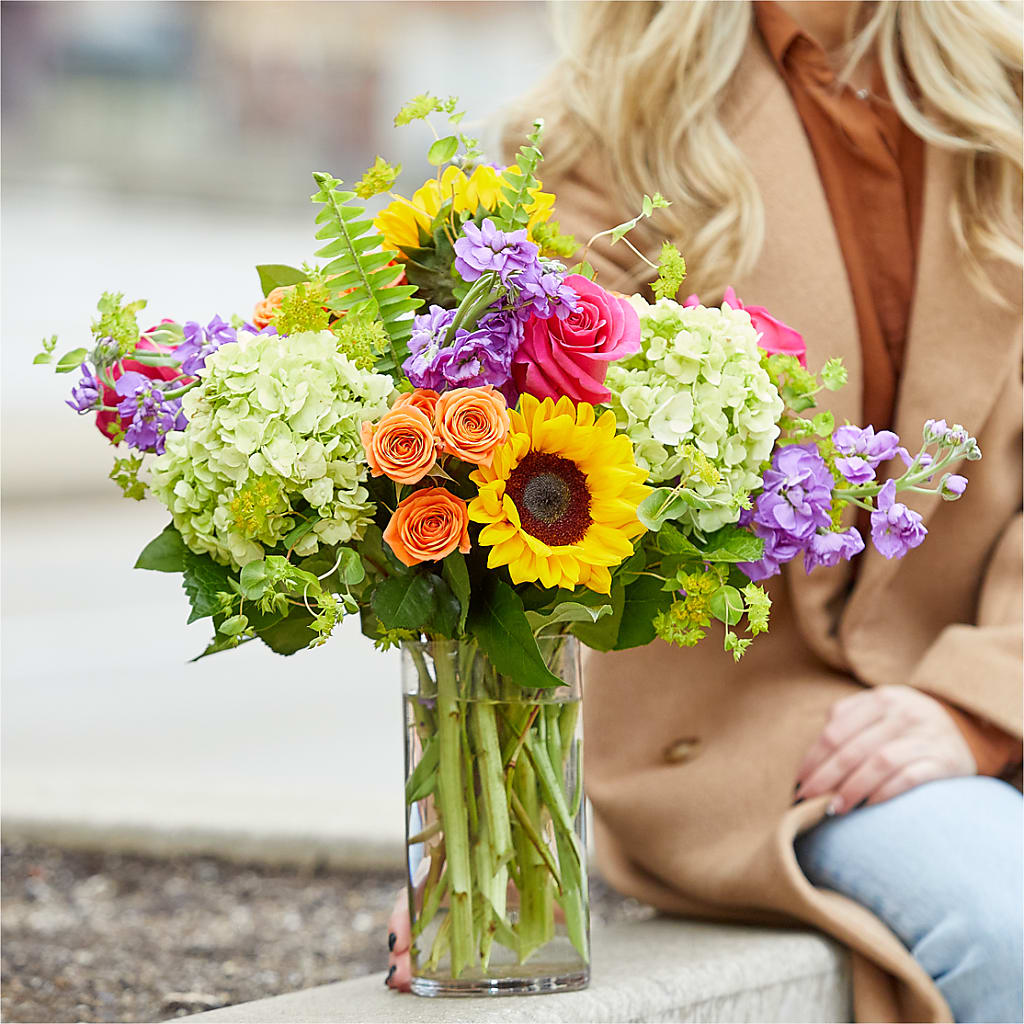 Vibrant Greetings Bouquet – HELEN'S FLORAL SHOPPE, Phillipsburg NJ