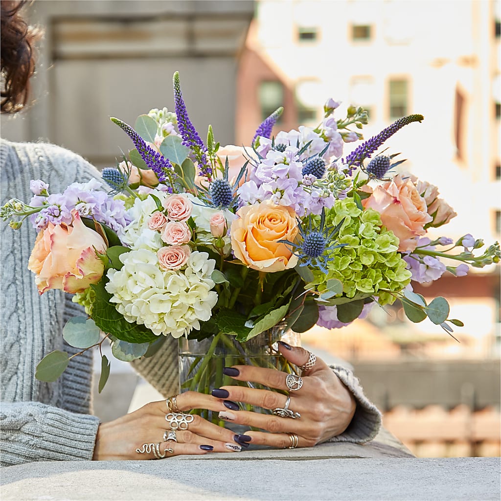 Porch Swing Bouquet – HELEN'S FLORAL SHOPPE, Phillipsburg NJ