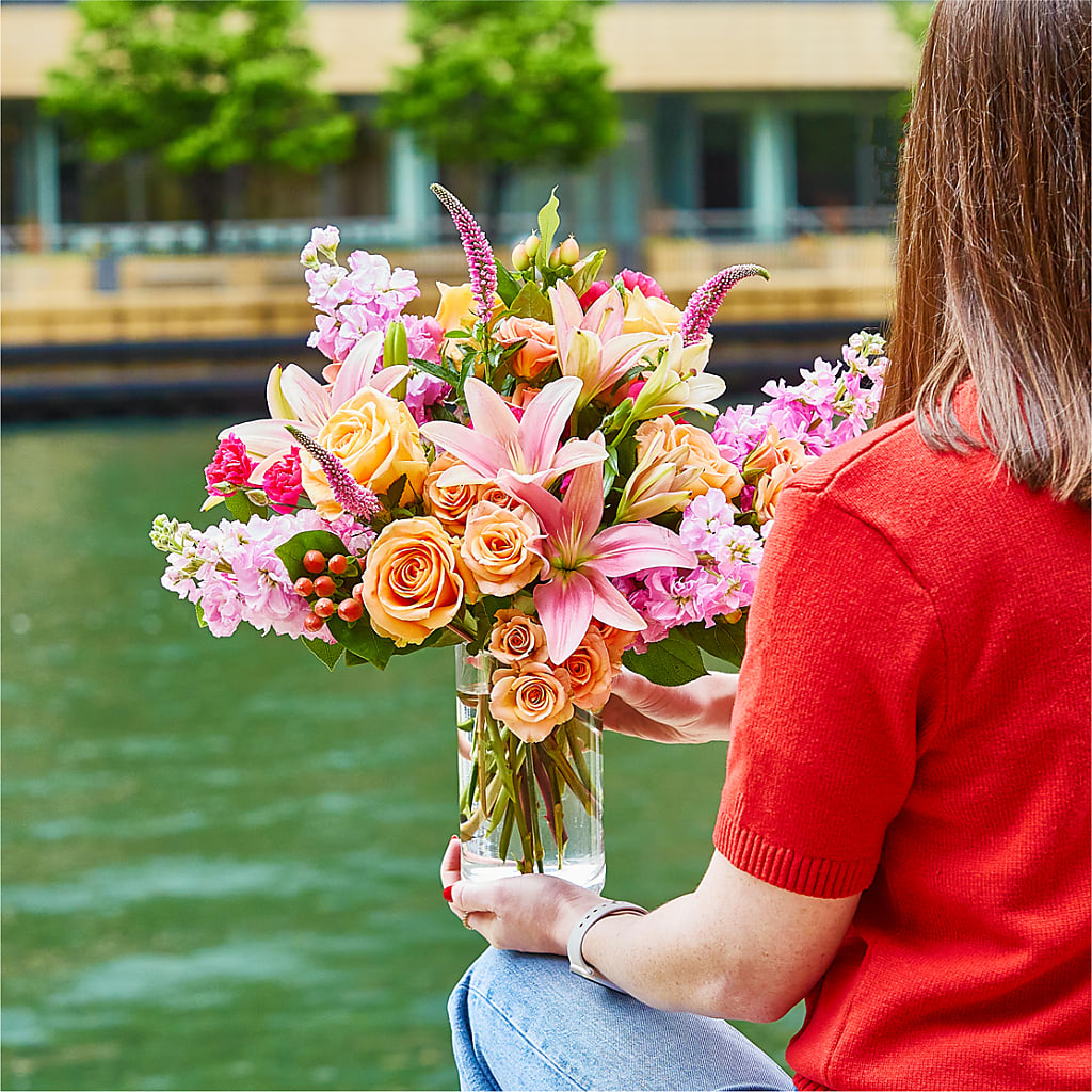Bisous Bouquet – HELEN'S FLORAL SHOPPE, Phillipsburg NJ