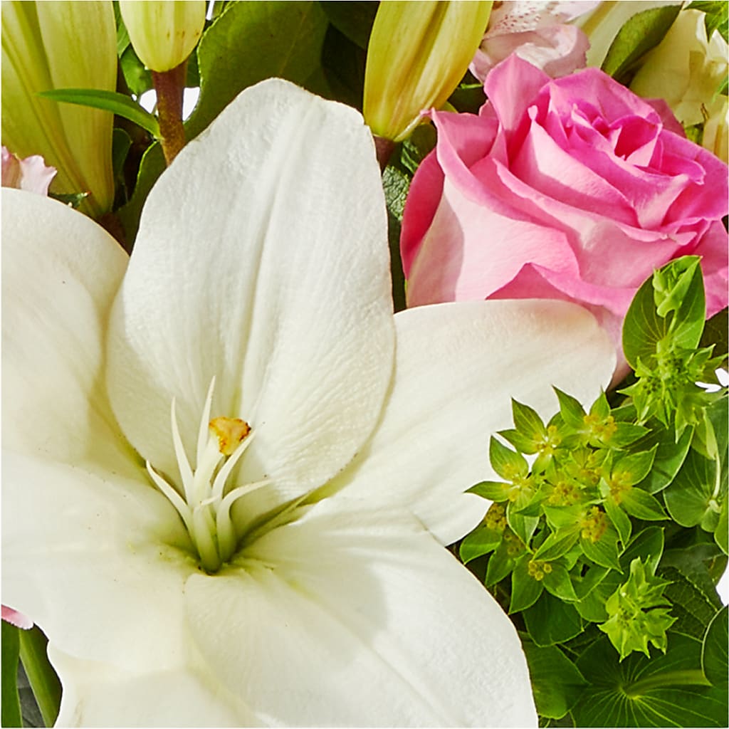 Fondly Bouquet – HELEN'S FLORAL SHOPPE, Phillipsburg NJ