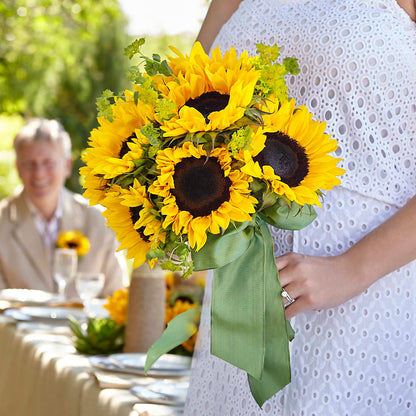 Free Spirit Bouquet – HELEN'S FLORAL SHOPPE, Phillipsburg NJ