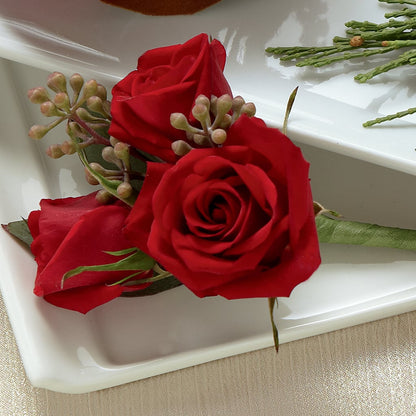 Red Spray Rose Boutonniere – HELEN'S FLORAL SHOPPE, Phillipsburg NJ